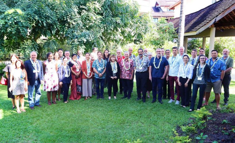 A convite da Organização Mundial de Saúde (OMS) e da Agência Internacional de Energia Atómica (IAEA), o Diretor Presidente da Moscamed Brasil, Dr. Jair Virginio, participou no período de 2 a 6 de maio, no Instituto de Pesquisa Louis Malardé, na Polinésia Francesca, da reunião de especialistas na técnica do inseto estéril do mosquito da dengue.