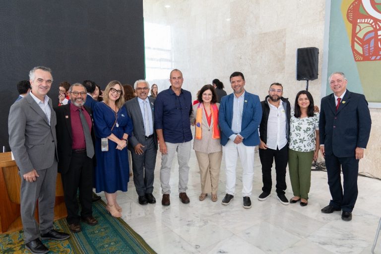 Moscamed participa de evento no Palácio do Planalto sobre combate à dengue